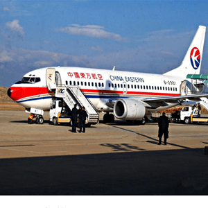 赤峰玉龙航空货运航空快运业稳步发展的原因是什么？